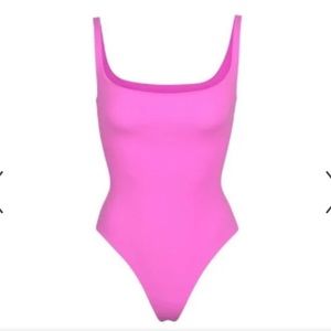 Skims Fits Everybody Square Neck Bodysuit